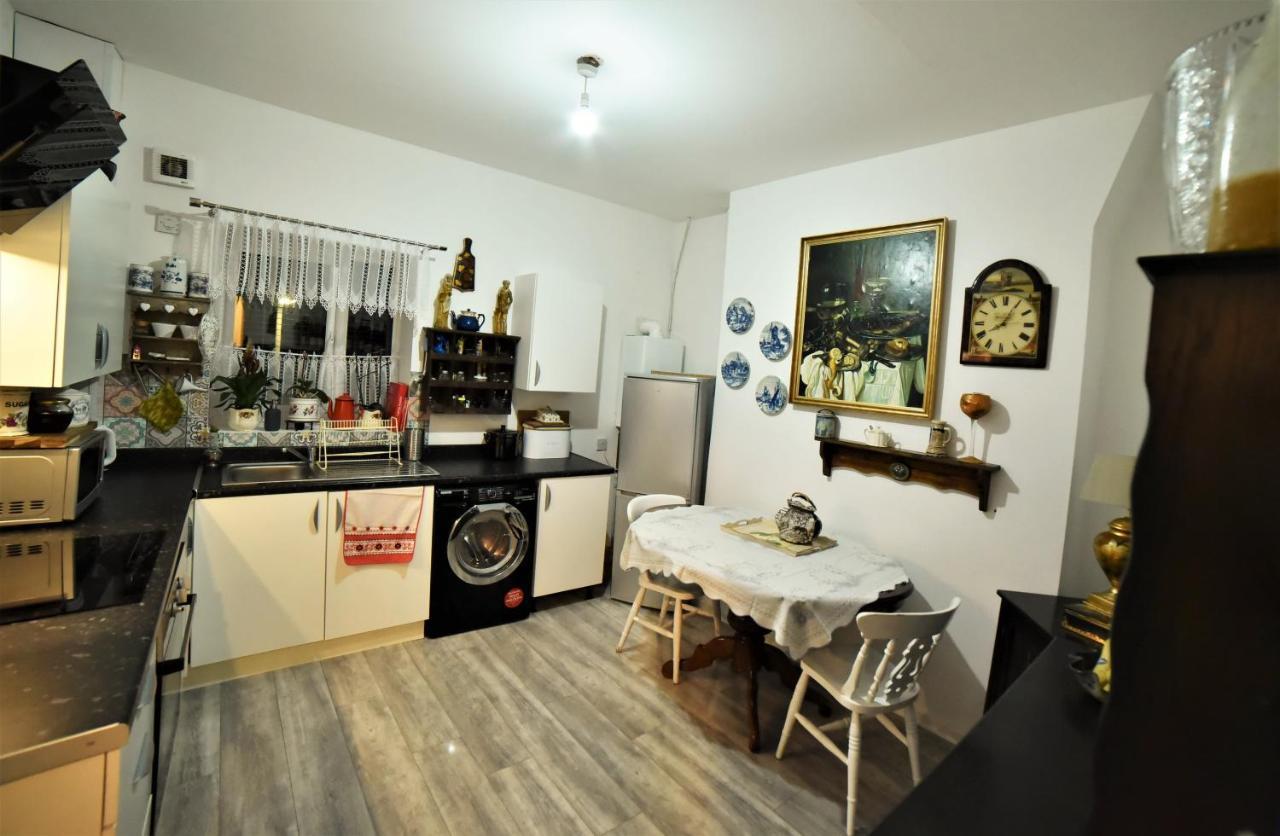 The Beauty Rooms Bnb Liverpool Eksteriør bilde